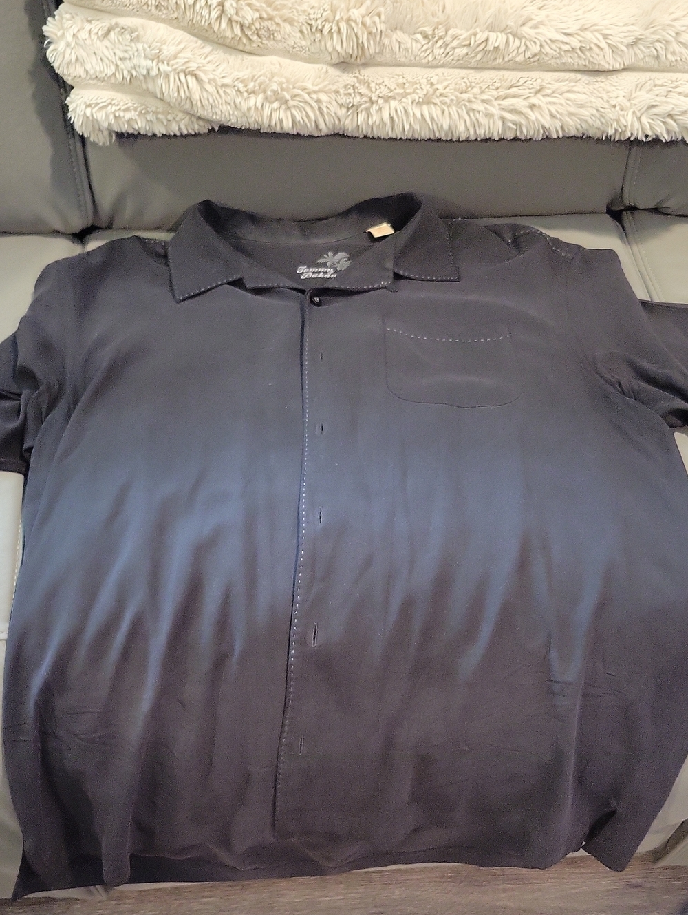 Tommy Bahama Black Short Sleeve Button-Down Shirt